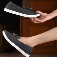 Layasa  Slip On Sneakers For Women (Black)